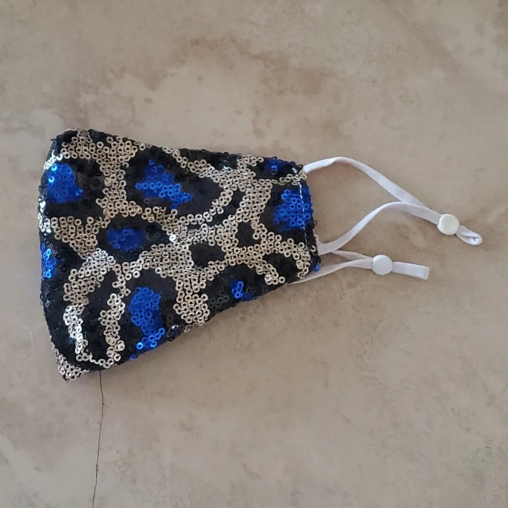 **SALE**Jeweled Facemask nwot